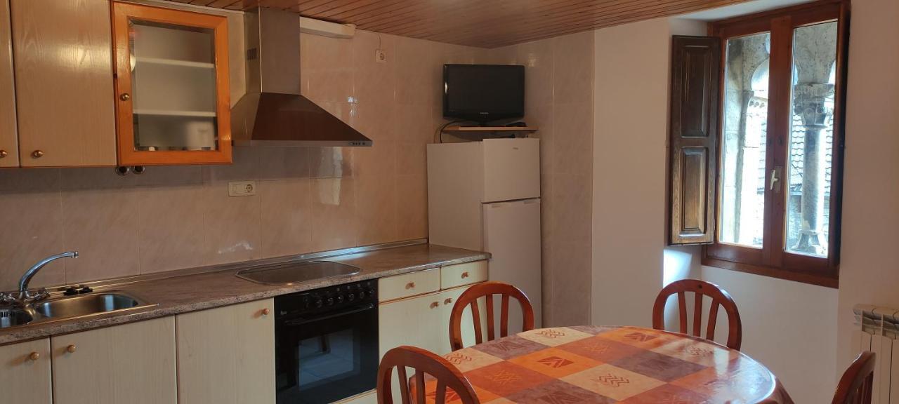 Centro Torla 4Pax Apartamento Екстер'єр фото